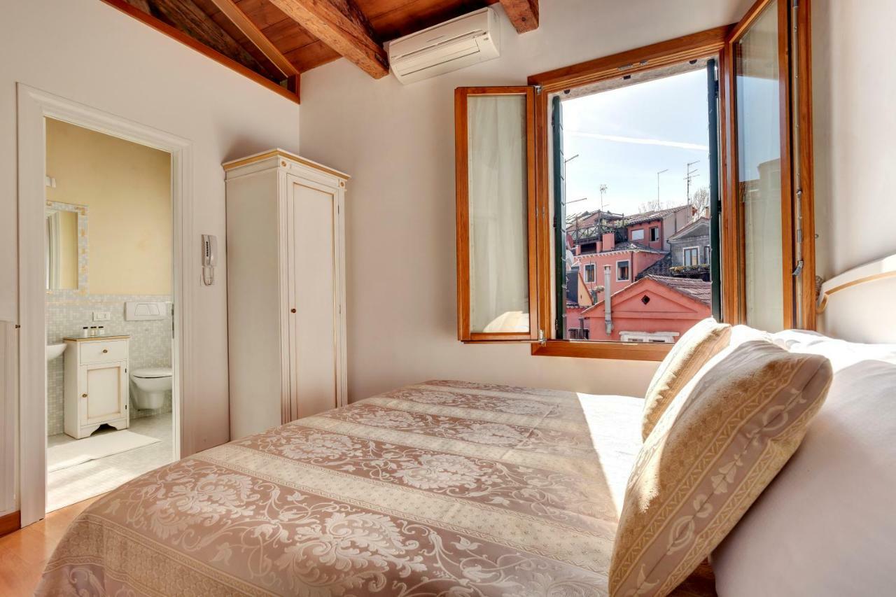 Nikki House Apartment Venice Luaran gambar