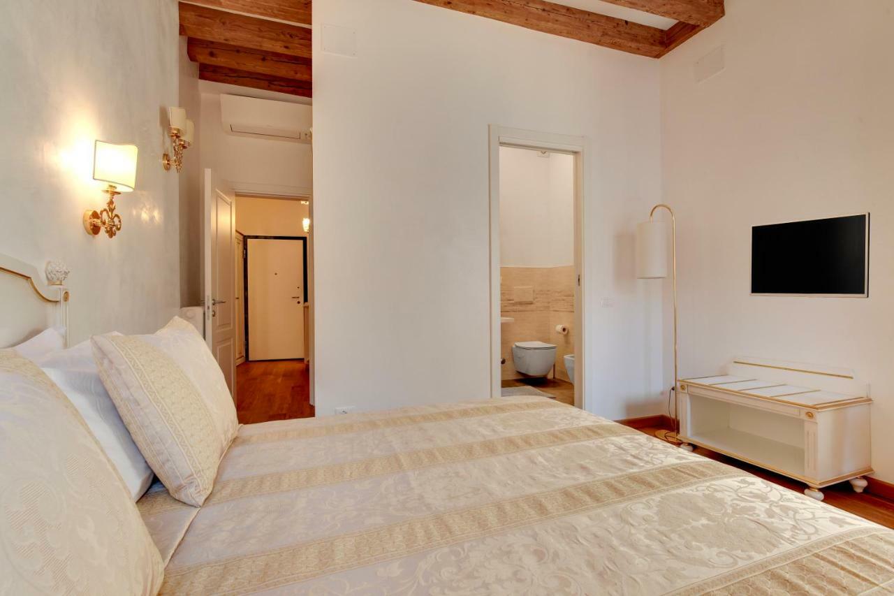 Nikki House Apartment Venice Luaran gambar